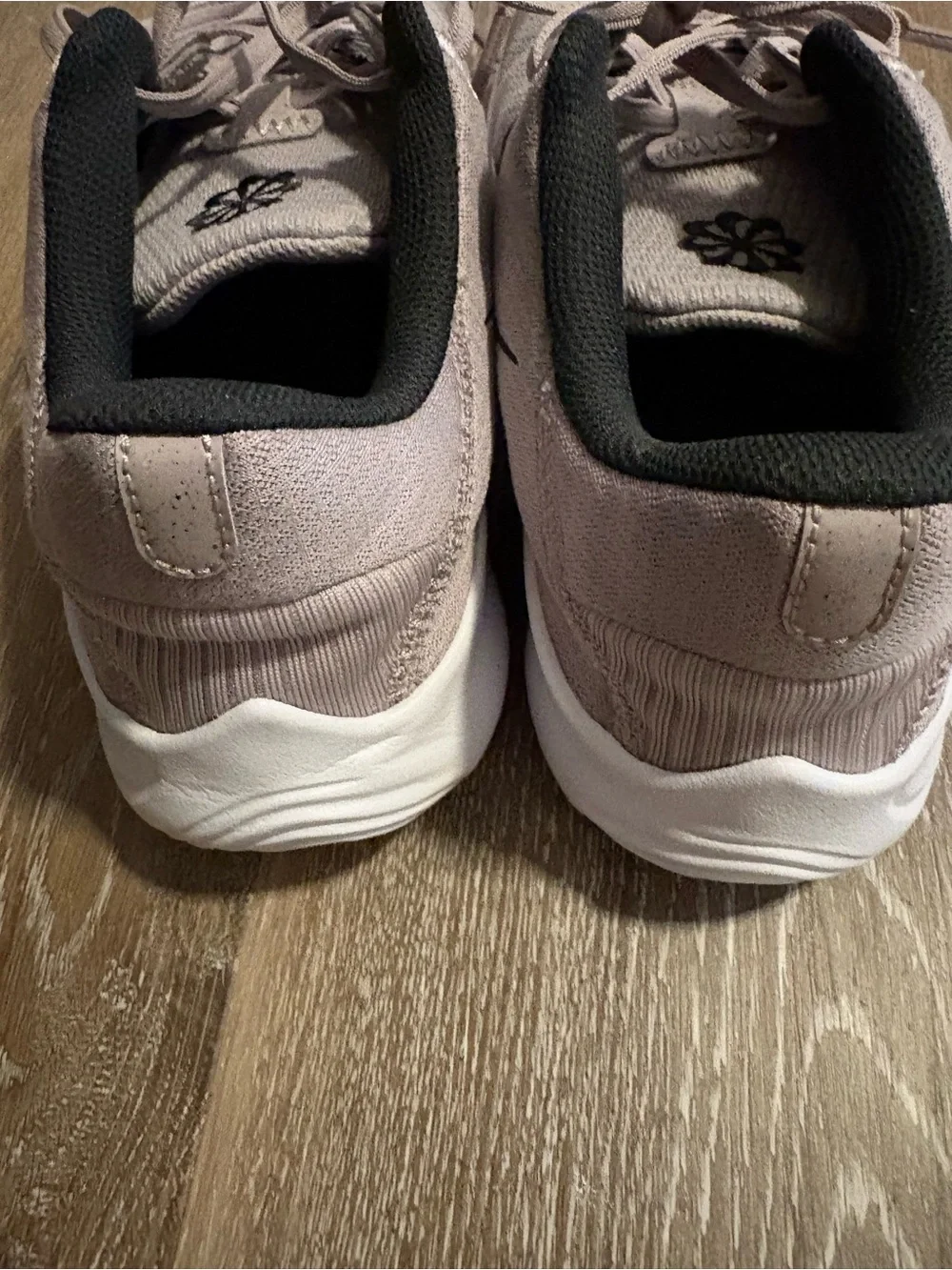 NikeNike Women's Flex Experience Run DD9283-500